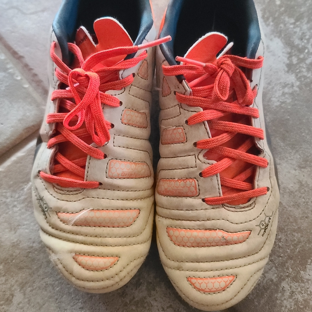 Puma evopower firm ground cleats. Size 7